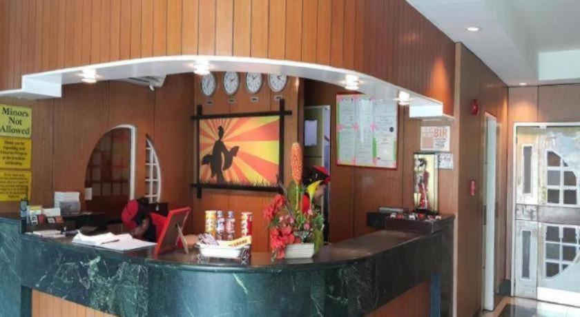 Hotel Sogo Sta Mesa Манила Екстериор снимка