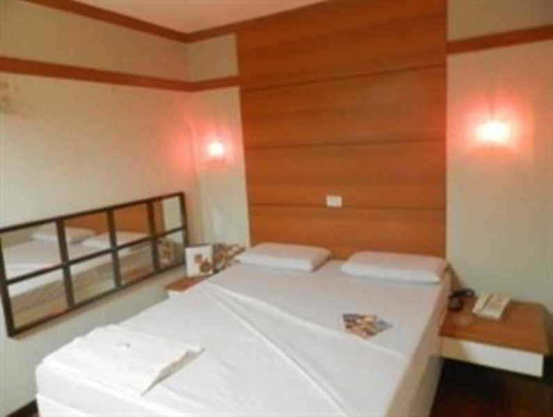 Hotel Sogo Sta Mesa Манила Екстериор снимка